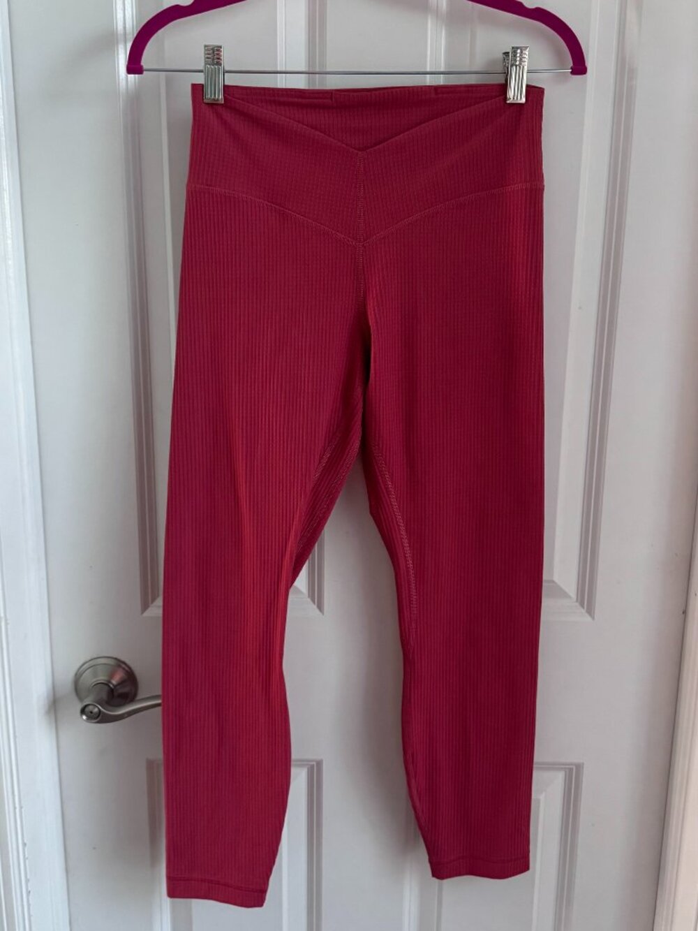 lululemon V-Waist Ribbed/Waffle Tight 25" Inseam Color Vintage Rose Size 8
